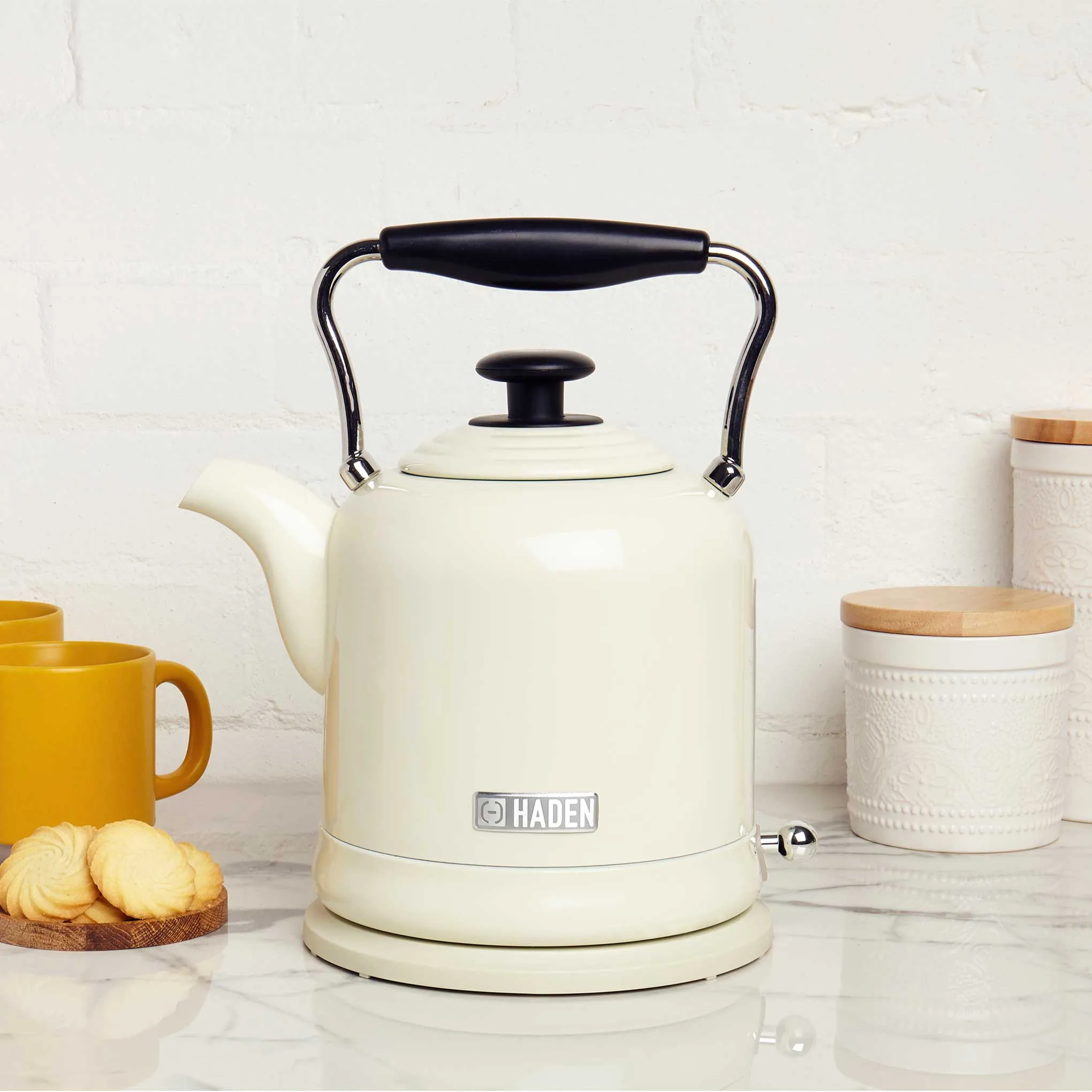 Haden Highclere Cream Kettle