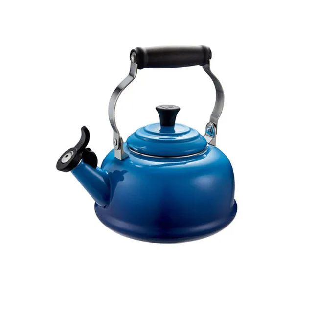 Le Creuset Blueberry 1.6 Litre Classic Whistling Kettle