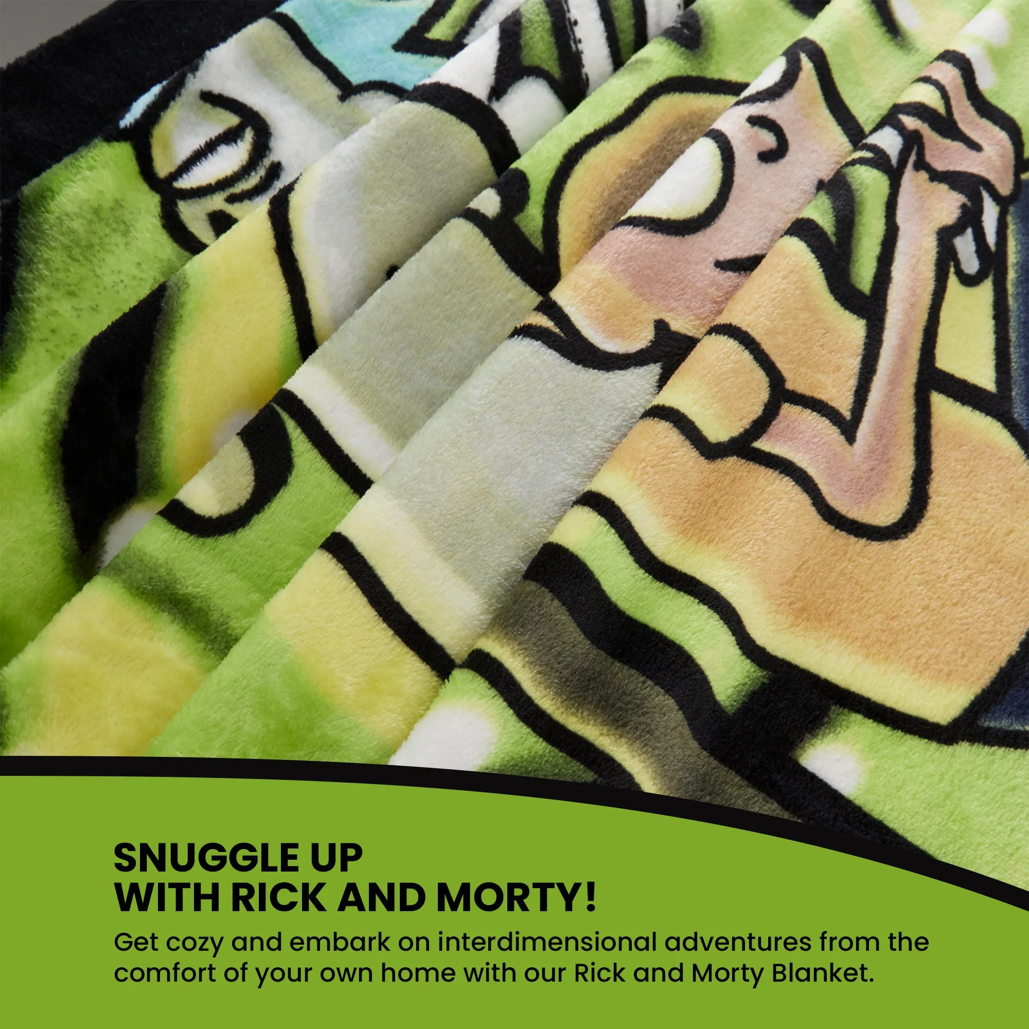 RICK AND MORTY Fleece Blanket -  Black/Green