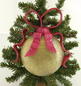 Sculpey Premo™ Ribbon Ornament