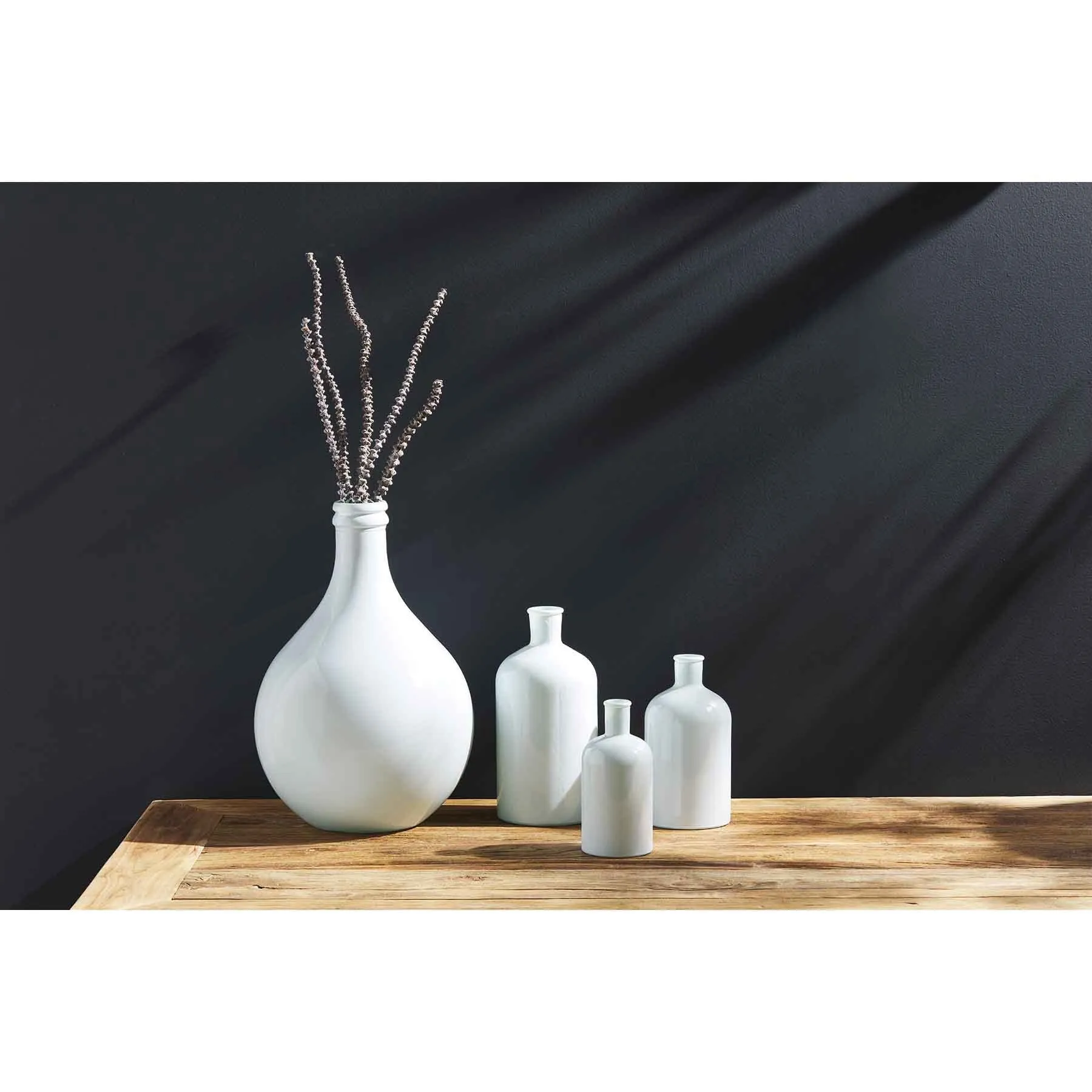 WHITE CARAFE VASE